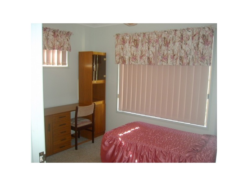 137 Hammond Street, Urangan, Hervey Bay QLD 4655