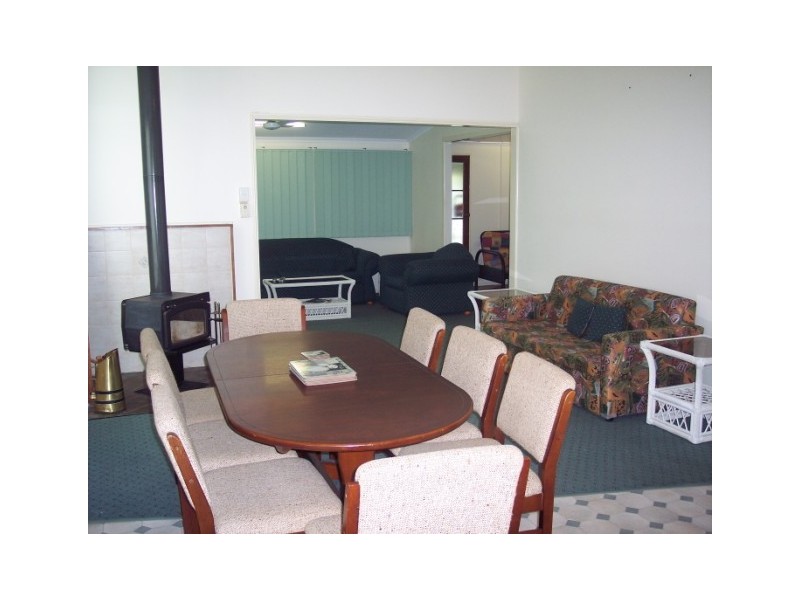 25 Zephyr Street, Scarness, Hervey Bay QLD 4655