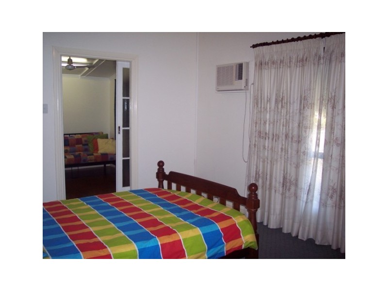 25 Zephyr Street, Scarness, Hervey Bay QLD 4655