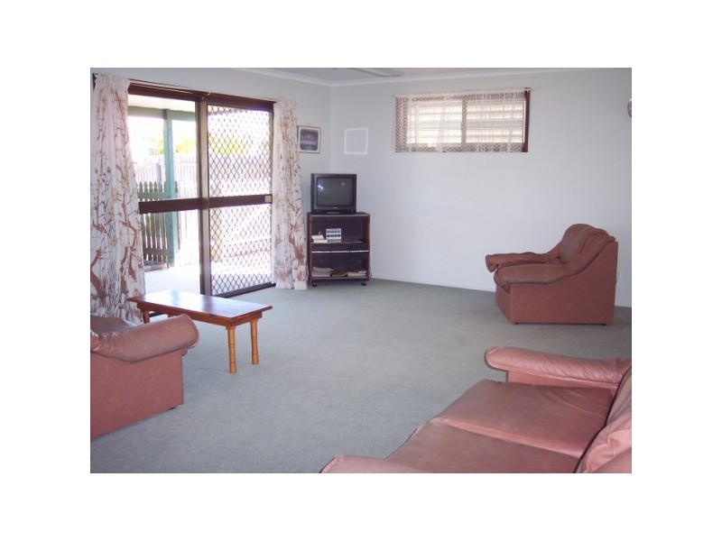 22 Shell Street, Urangan, Hervey Bay QLD 4655