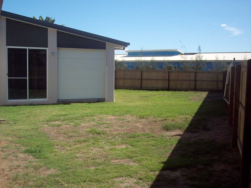 16 Oyster Court, Toogoom QLD 4655