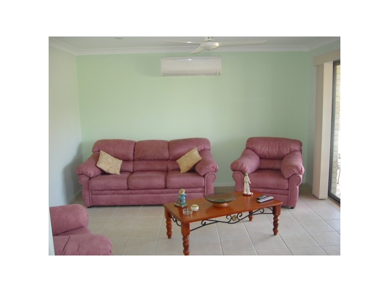 22 Spinnaker Drive, Point Vernon QLD 4655