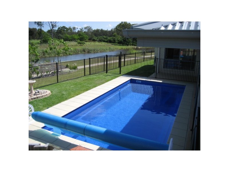 22 Spinnaker Drive, Point Vernon QLD 4655