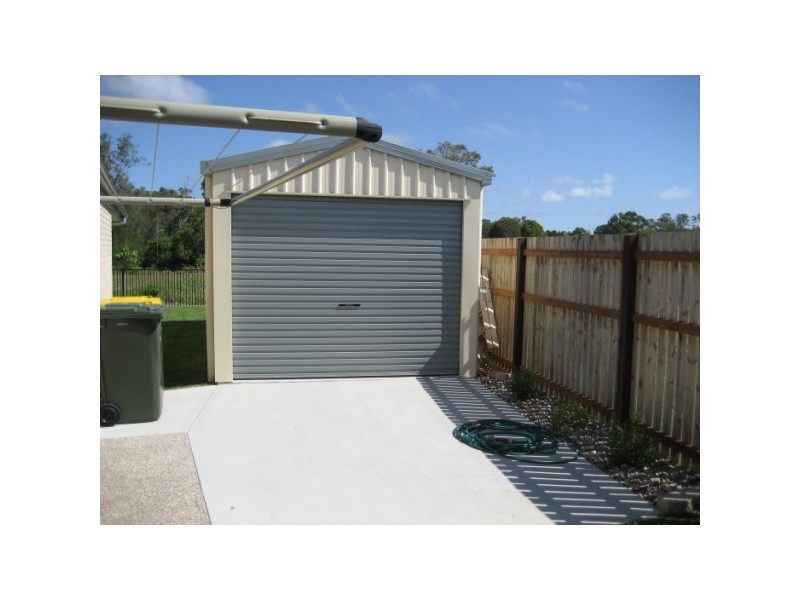 22 Spinnaker Drive, Point Vernon QLD 4655