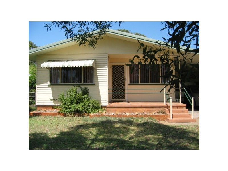 3 Hibiscus Street, Urangan, Hervey Bay QLD 4655