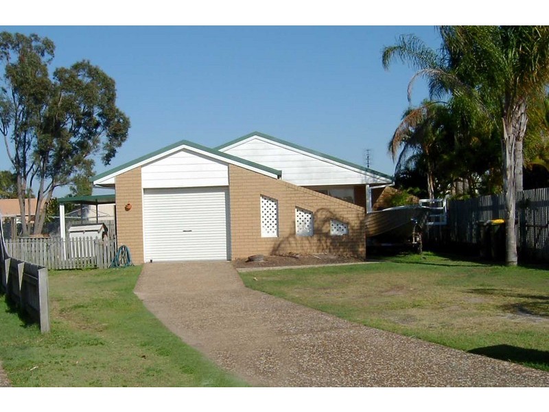 12 Golden Court, Kawungan QLD 4655