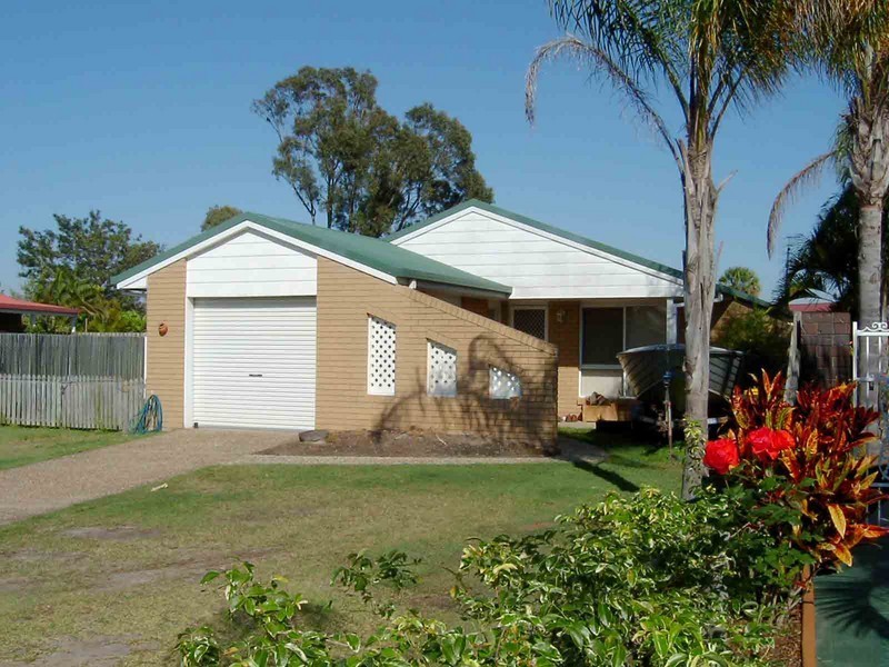 12 Golden Court, Kawungan QLD 4655
