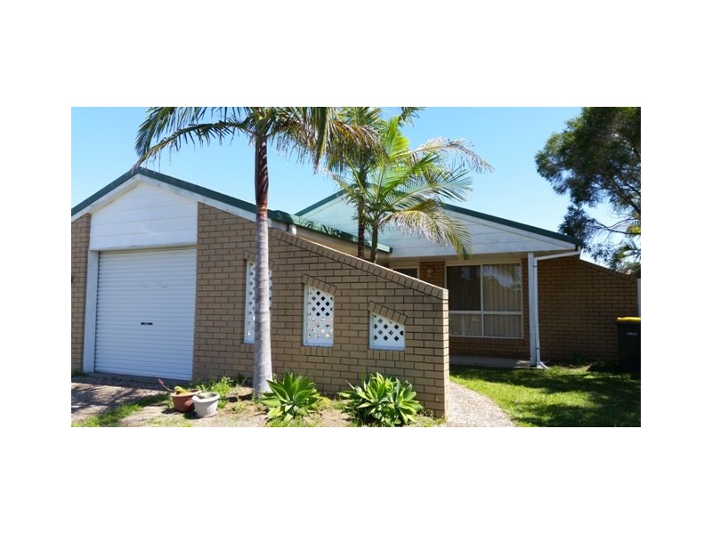 12 Golden Court, Kawungan QLD 4655