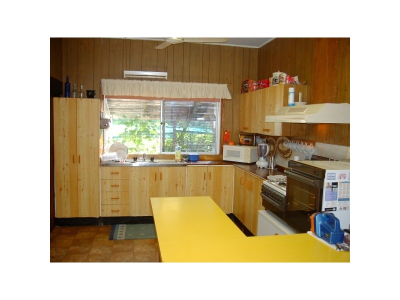 705 Torbanlea Road, Takura QLD 4655