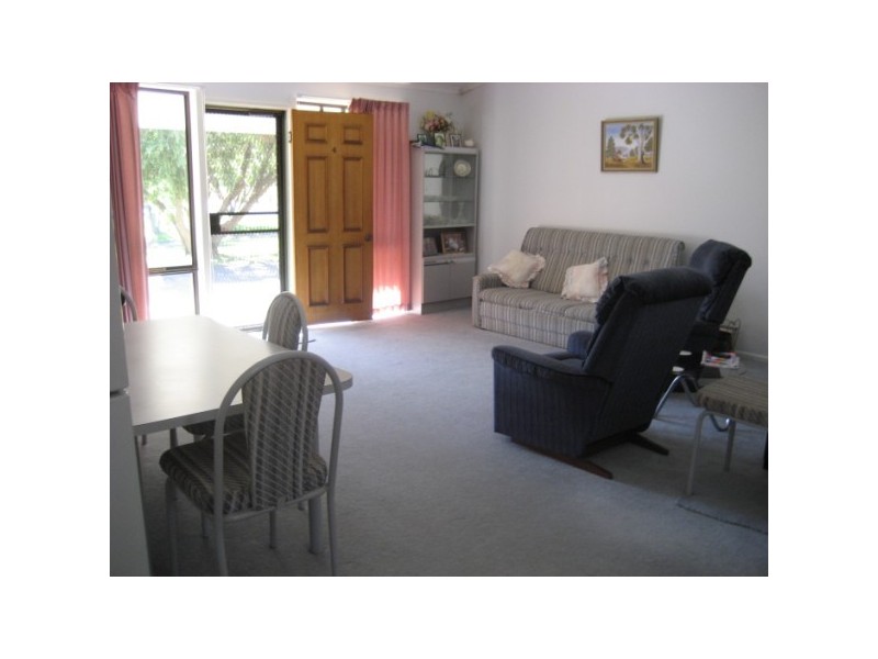 4/12  Denman Camp Road, Torquay QLD 4655