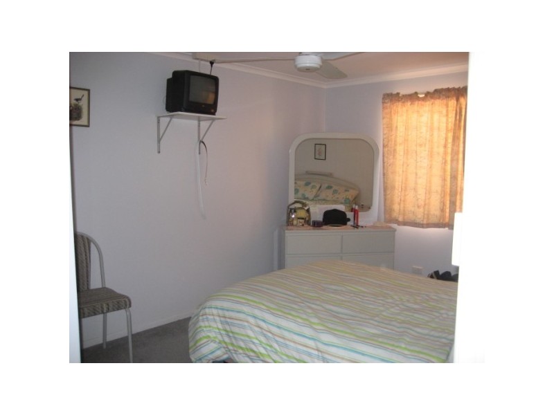 4/12  Denman Camp Road, Torquay QLD 4655