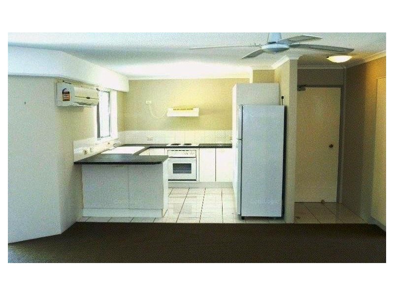 10/458 CHARLTON ESPLANADE, Torquay QLD 4655