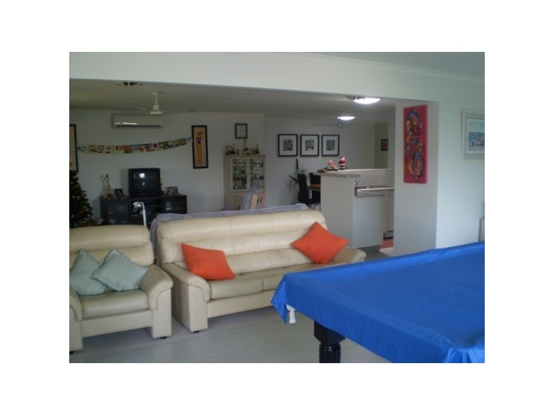 14 Polson Street, Point Vernon QLD 4655