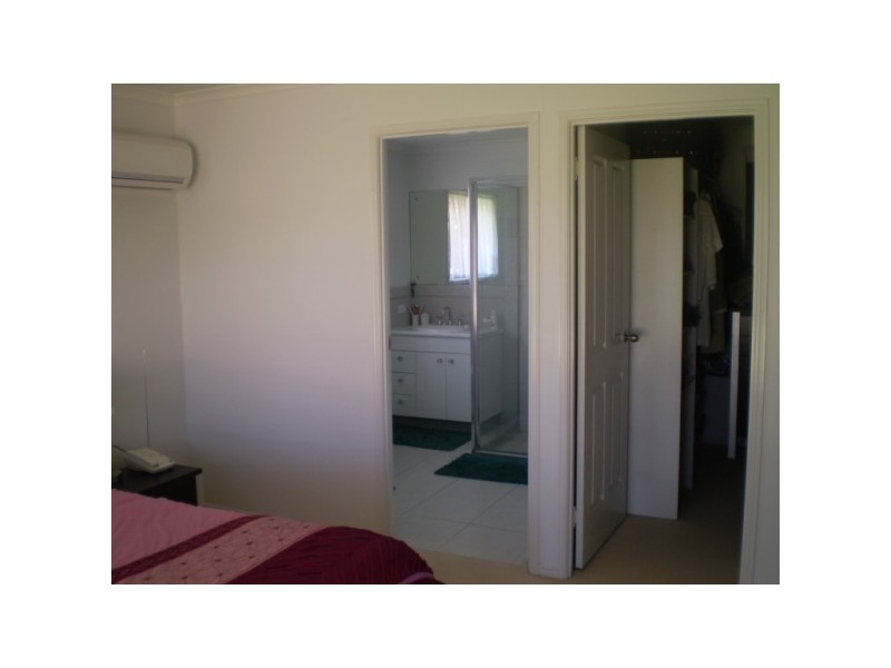 14 Polson Street, Point Vernon QLD 4655