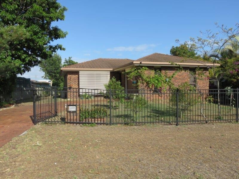 3 WHITBY STREET, Urangan QLD 4655