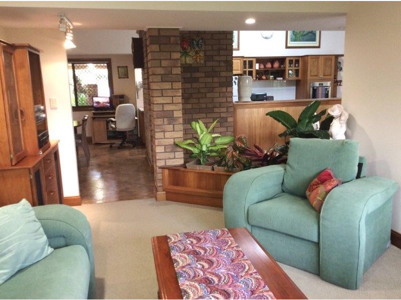 7 SOVEREIGN COURT, Urraween QLD 4655