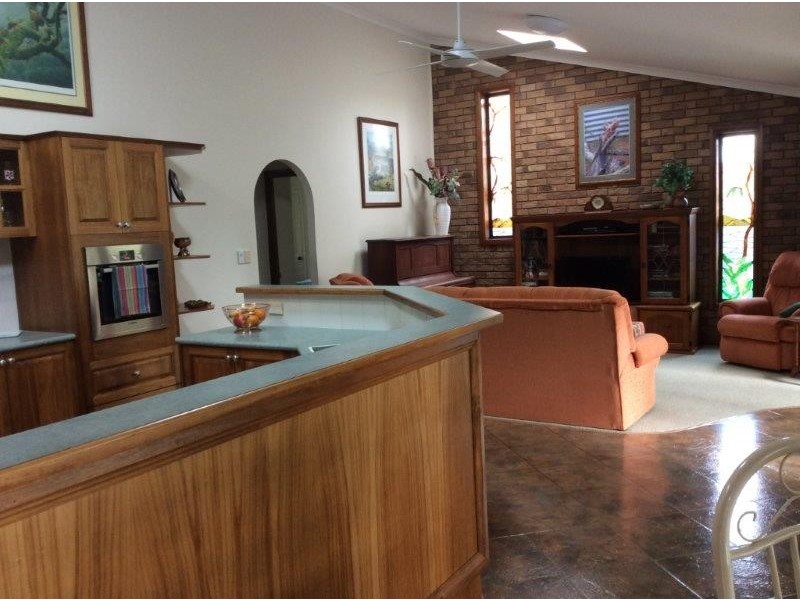 7 SOVEREIGN COURT, Urraween QLD 4655