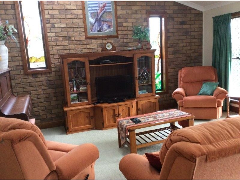 7 SOVEREIGN COURT, Urraween QLD 4655