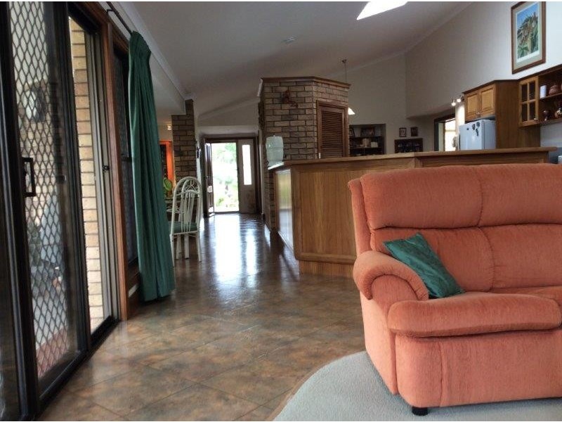 7 SOVEREIGN COURT, Urraween QLD 4655