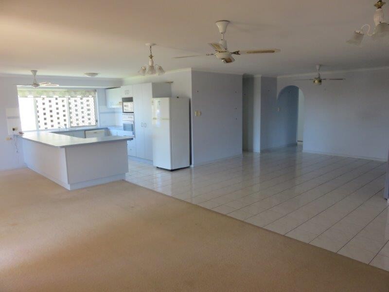 75 ESPLANADE, Point Vernon QLD 4655