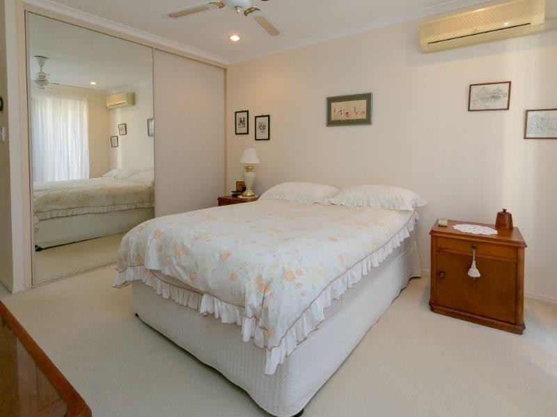 7/72 Miller Street, Urangan QLD 4655