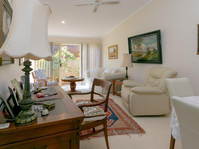 7/72 Miller Street, Urangan QLD 4655