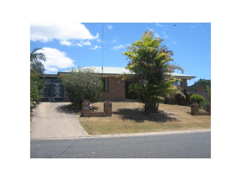 7 Barry Street, Torquay QLD 4655