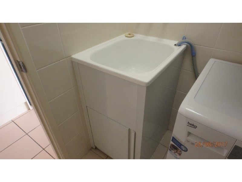 213/407 Esplanade, Torquay QLD 4655