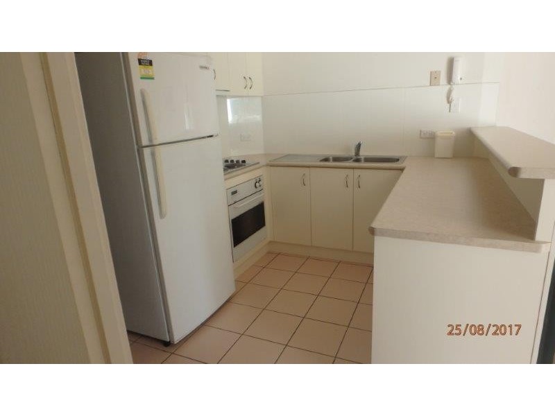 213/407 Esplanade, Torquay QLD 4655