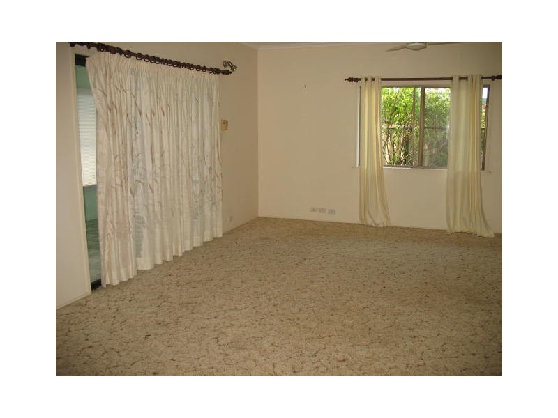 11 Kelly Street, Point Vernon QLD 4655