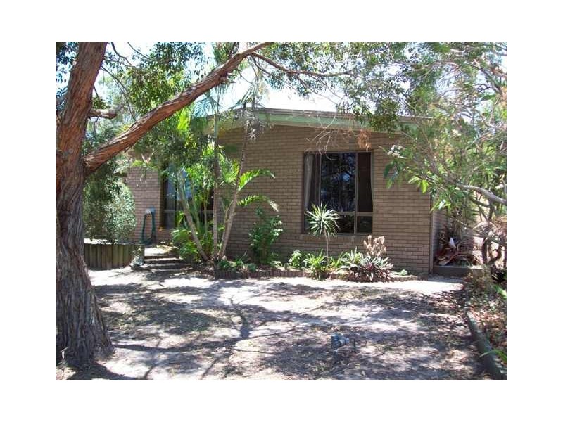 48 Tavistock St, Torquay QLD 4655
