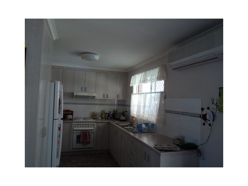 77 Exeter Street, Torquay QLD 4655