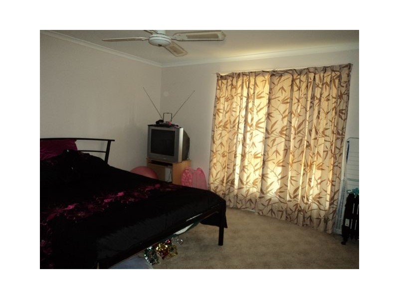 77 Exeter Street, Torquay QLD 4655