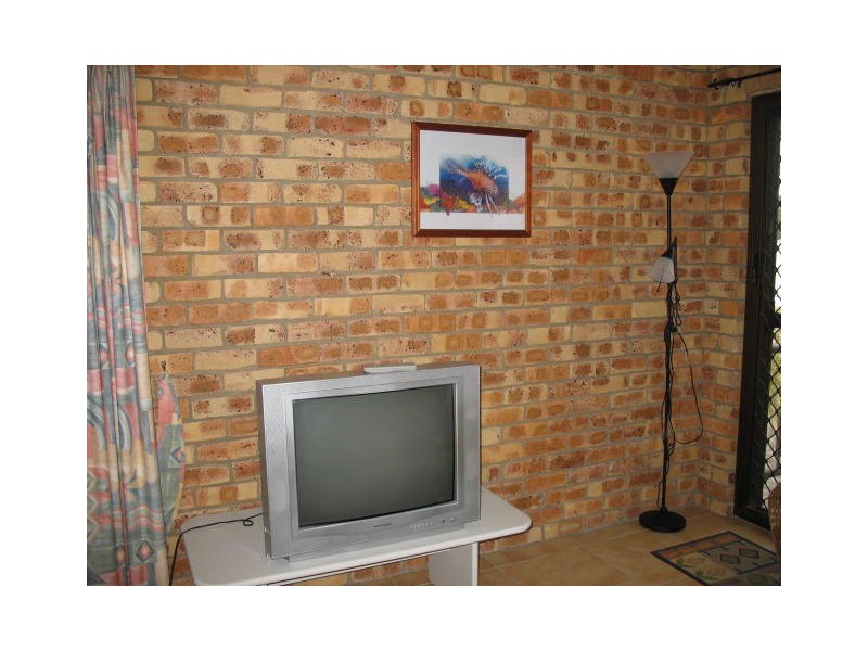 Unit 8 66 Freshwater St, Hervey Bay QLD 4655