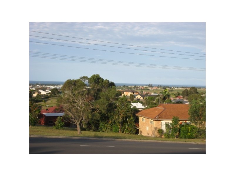 104 Christensen Street, Urraween QLD 4655