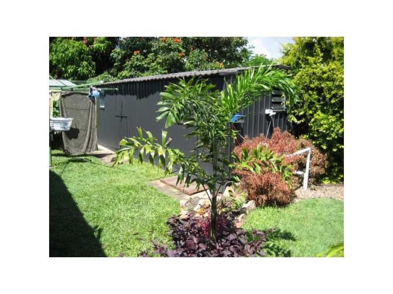 25 Cooloola Cresent, Urangan QLD 4655