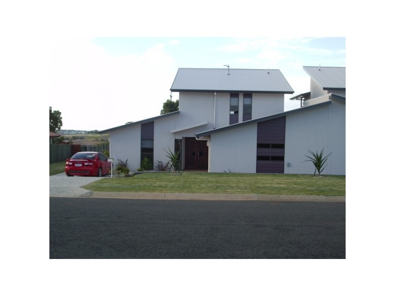 2/40 Victor Drive, Hervey Bay QLD 4655