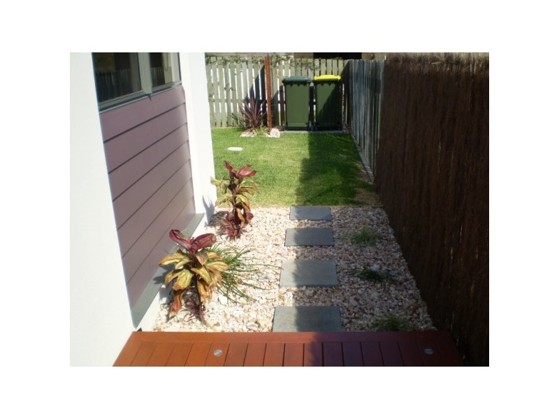 2/40 Victor Drive, Hervey Bay QLD 4655