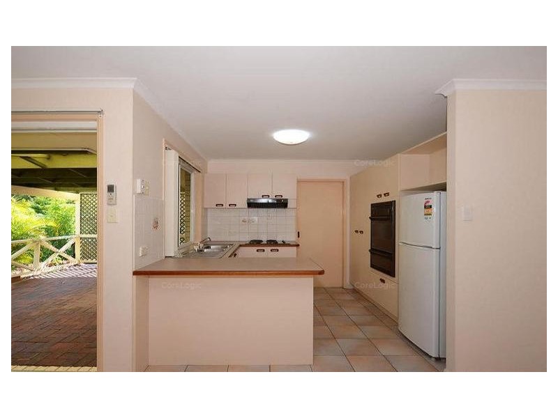 53 LONG STREET, Point Vernon QLD 4655