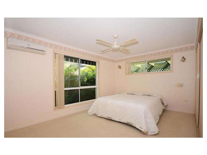 53 LONG STREET, Point Vernon QLD 4655