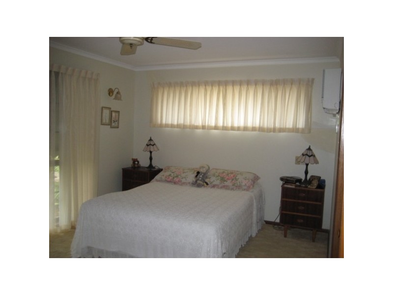 12 Moonlight Avenue, Torquay QLD 4655