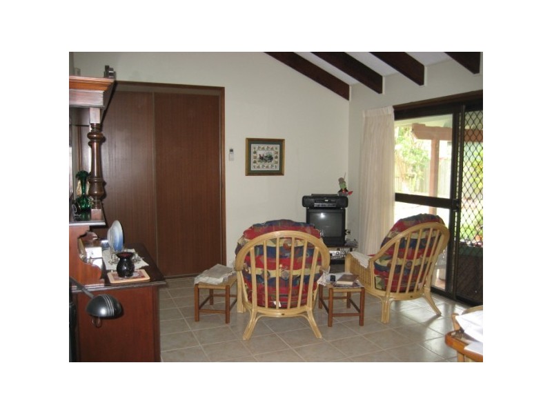 12 Moonlight Avenue, Torquay QLD 4655