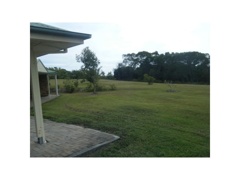 6  Eliza Court, Dundowran Beach QLD 4655