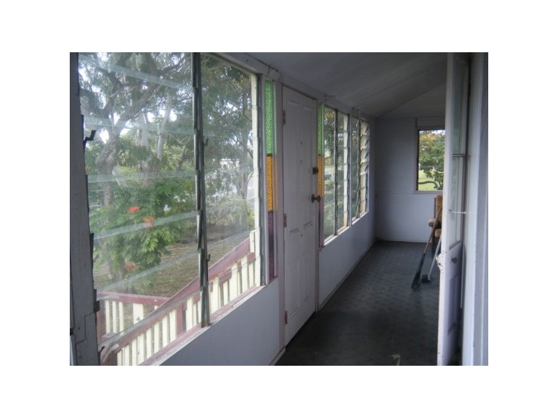 231 Esplanade, Point Vernon QLD 4655