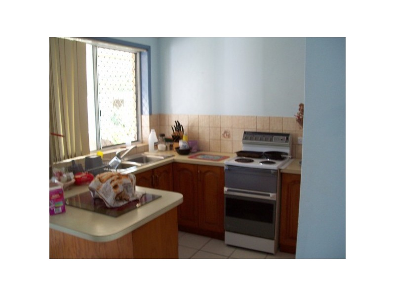 6  Rachael Street, Point Vernon QLD 4655