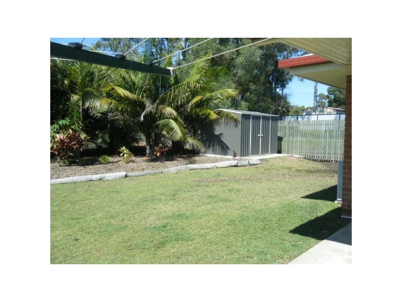 17 Sandpiper Street, River Heads QLD 4655