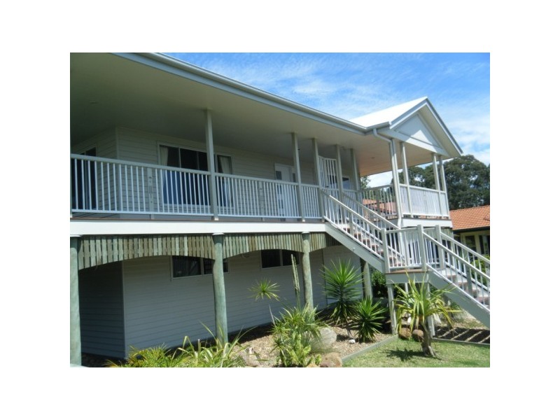 12 Faye Avenue, Scarness QLD 4655