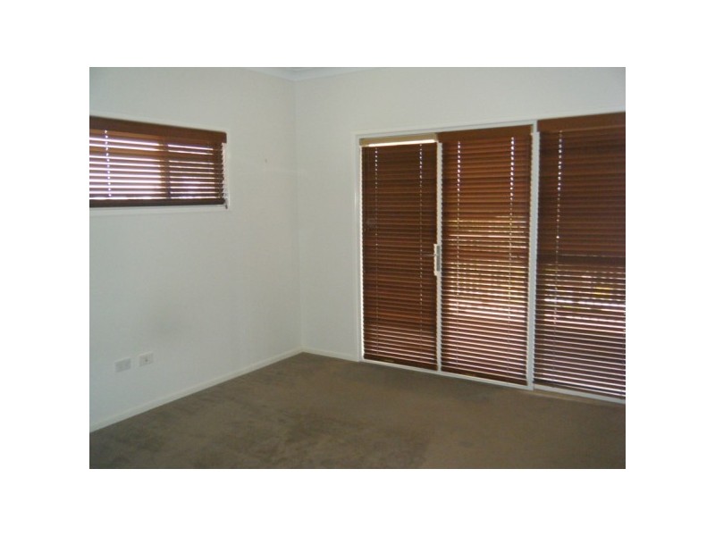 12 Faye Avenue, Scarness QLD 4655