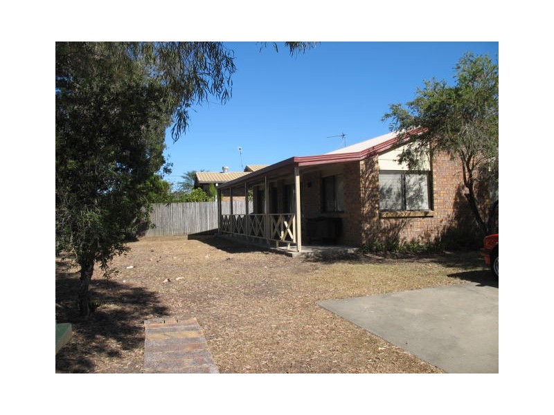 Unit1/82  Miller Street, Urangan QLD 4655