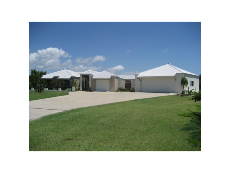 33 Ocean Park Drive, Dundowran Beach QLD 4655
